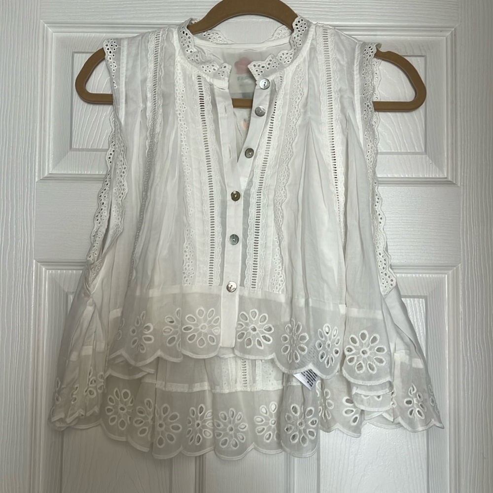 NWT! Farm Rio White Eyelet Tank